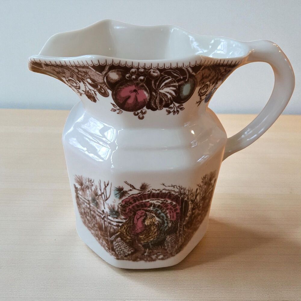 Johnson Brothers His Majesty Pitcher 7.5" 64oz turkey New w/tags Thanksgiving‎